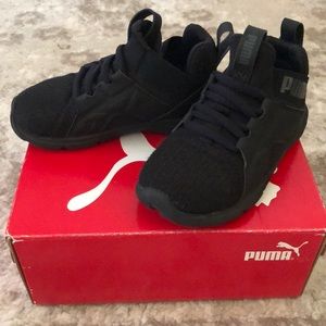 Puma Sneakers